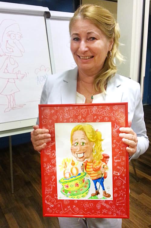Geschenkidee 60 Geburtstag, Passepartout, roter Bildrahmen, Frau, Zeichnung, live, Kuchen